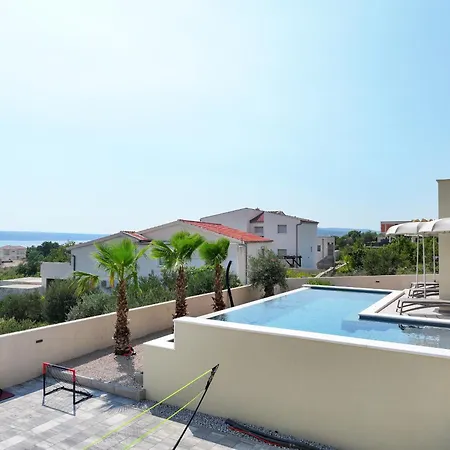 Novue With Pool Villa