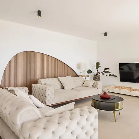 Novue With Pool Villa Maslenica