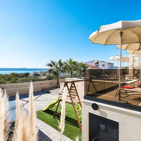 Villa Novue With Pool