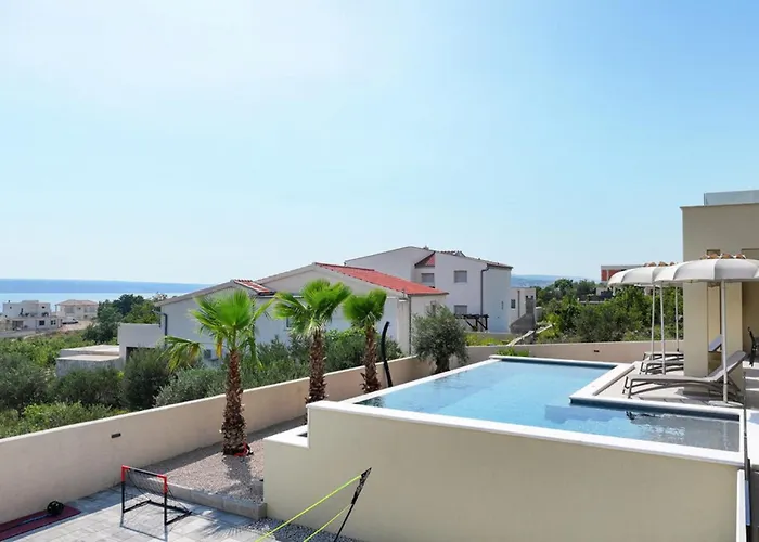 فيلة Novue With Pool ماسلينتسا