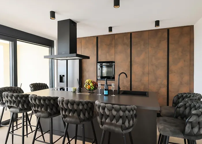 فيلة Novue With Pool ماسلينتسا