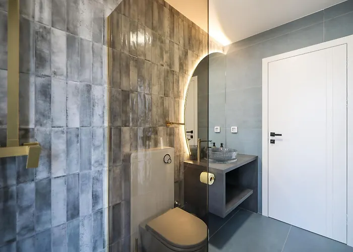 Novue With Pool Villa Maslenica