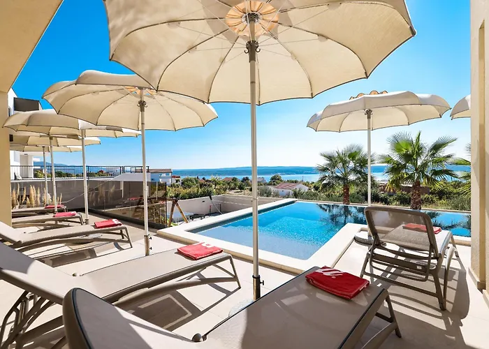 Novue With Pool فيلة ماسلينتسا