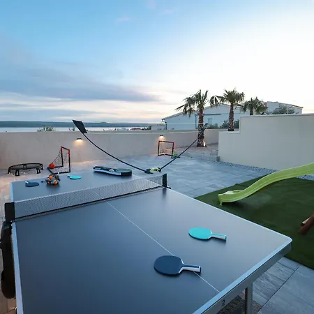 Villa Novue With Pool Maslenica