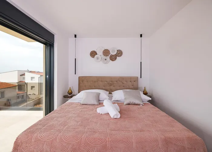 Novue With Pool Вилла Масленица